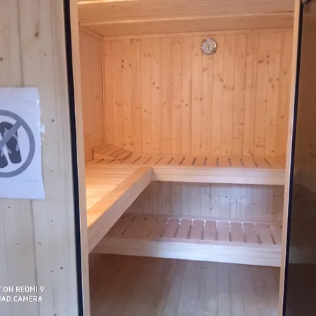 Osrodek Wypoczynkowy Zakatek, W Lesie, Nowy *