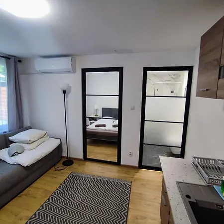 Osrodek Wypoczynkowy Zakatek, W Lesie, Nowy Kąty Rybackie