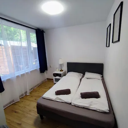 Osrodek Wypoczynkowy Zakatek, W Lesie, Nowy אכסניה *