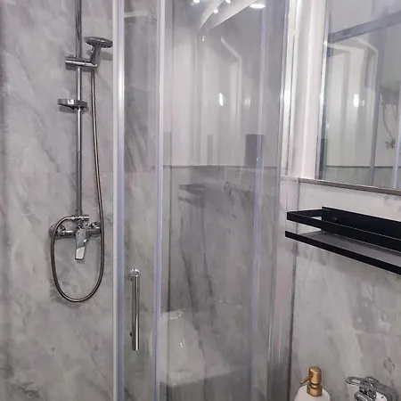 Osrodek Wypoczynkowy Zakatek, W Lesie, Nowy אכסניה