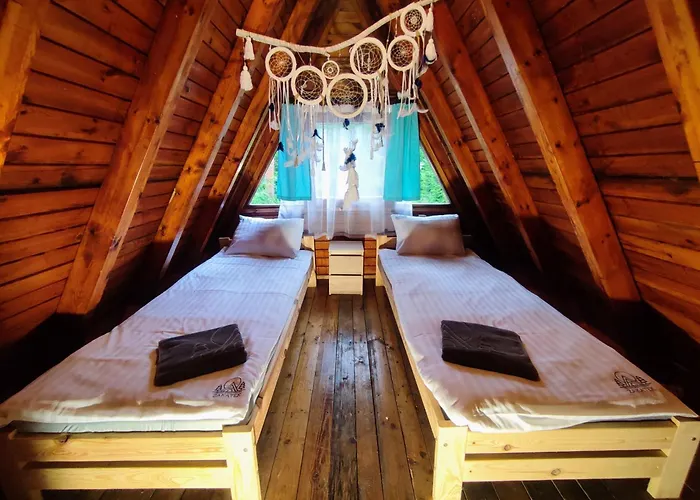 山林小屋 Osrodek Wypoczynkowy Zakatek, W Lesie, Nowy